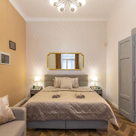 Central Quentin Home With Sauna Next To The New York Cafe Budapest Exterior photo